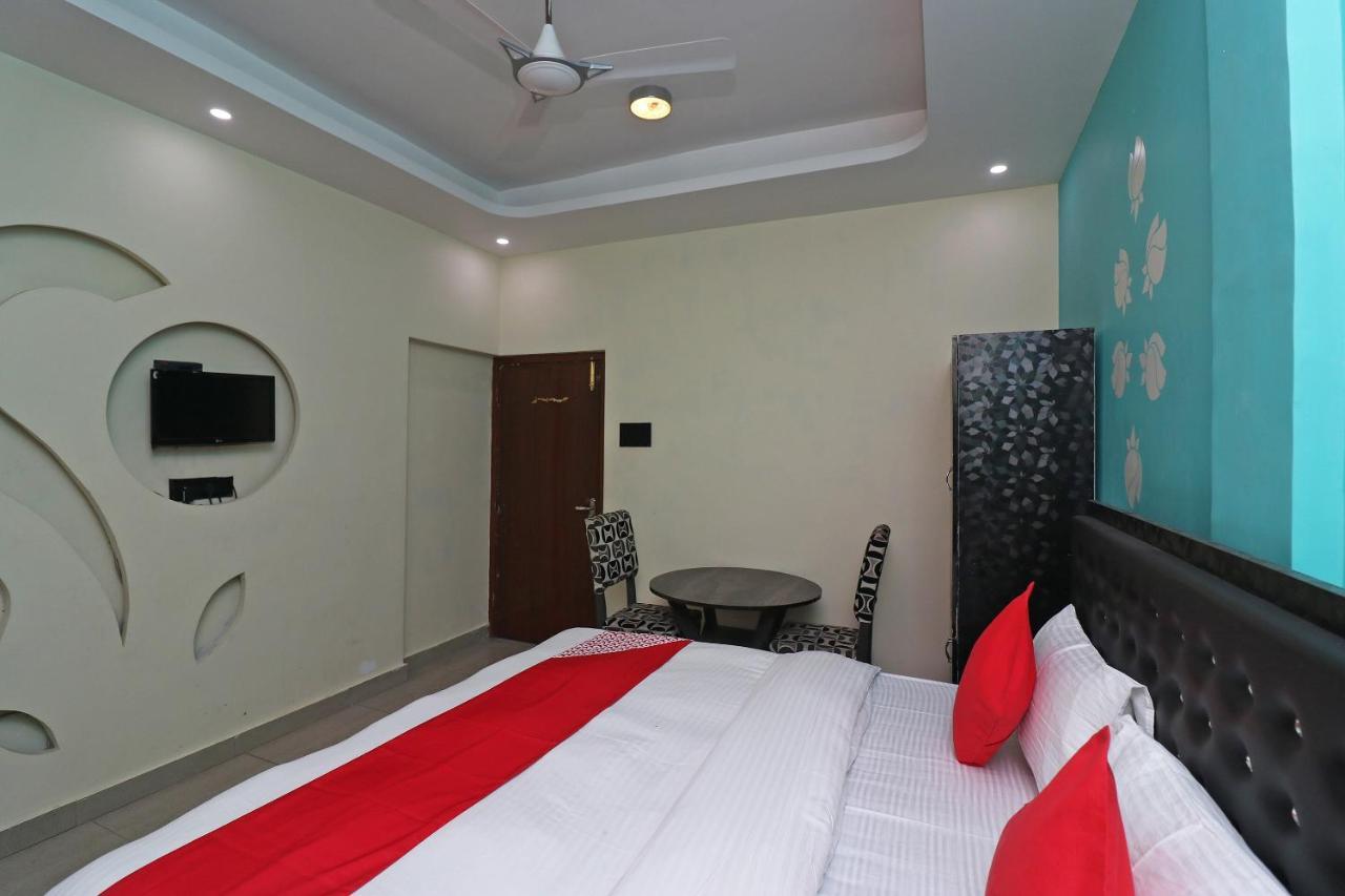 Oyo 62539 Hotel Shree Gopal Puri Bilik gambar